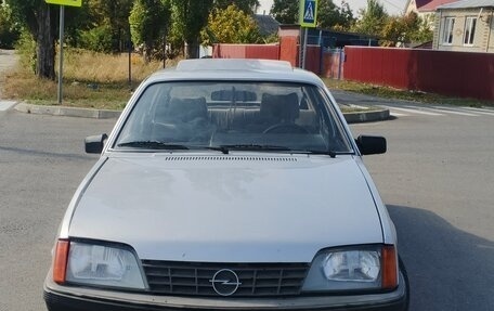 Opel Rekord E, 1984 год, 110 000 рублей, 2 фотография