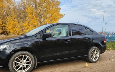 Volkswagen Polo VI (EU Market), 2014 год, 730 000 рублей, 2 фотография