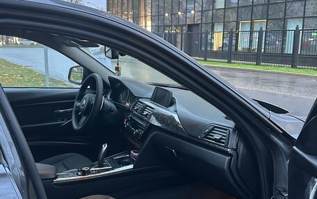 BMW 3 серия, 2018 год, 1 460 000 рублей, 6 фотография