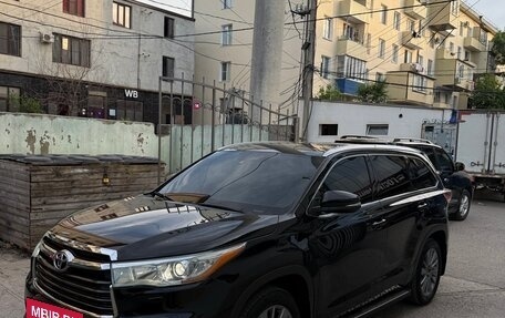 Toyota Highlander III, 2014 год, 2 320 000 рублей, 4 фотография