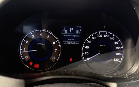 Hyundai Solaris II рестайлинг, 2011 год, 550 000 рублей, 14 фотография