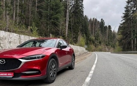 Mazda CX-4, 2023 год, 2 550 000 рублей, 5 фотография