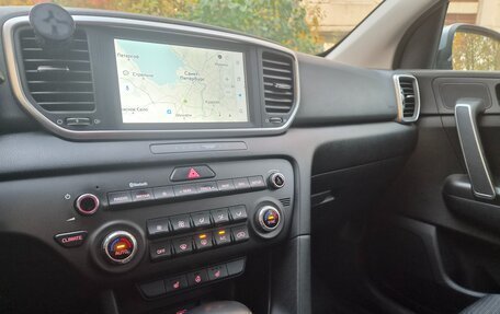 KIA Sportage IV рестайлинг, 2021 год, 2 550 000 рублей, 5 фотография