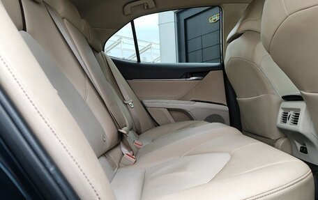 Toyota Camry, 2019 год, 2 349 000 рублей, 11 фотография