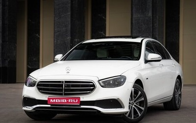 Mercedes-Benz E-Класс, 2021 год, 4 400 000 рублей, 1 фотография
