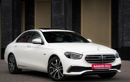 Mercedes-Benz E-Класс, 2021 год, 4 400 000 рублей, 7 фотография
