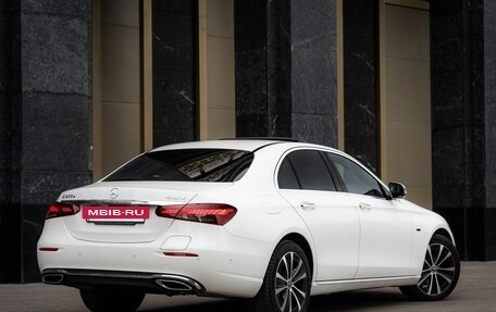 Mercedes-Benz E-Класс, 2021 год, 4 400 000 рублей, 16 фотография