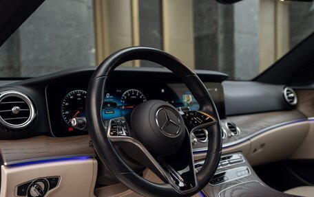 Mercedes-Benz E-Класс, 2021 год, 4 400 000 рублей, 28 фотография