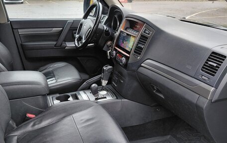 Mitsubishi Pajero IV, 2015 год, 1 750 000 рублей, 11 фотография