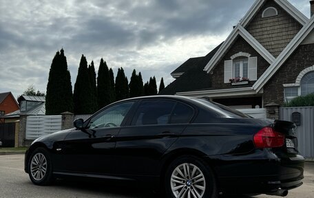 BMW 3 серия, 2011 год, 1 300 000 рублей, 3 фотография