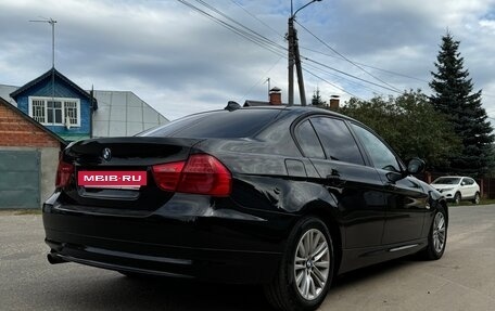 BMW 3 серия, 2011 год, 1 300 000 рублей, 4 фотография