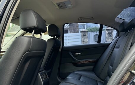 BMW 3 серия, 2011 год, 1 300 000 рублей, 13 фотография