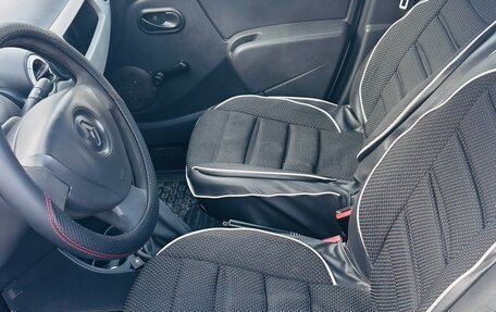 Renault Logan I, 2015 год, 180 000 рублей, 6 фотография