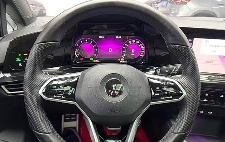 Volkswagen Golf VIII, 2023 год, 1 550 111 рублей, 16 фотография