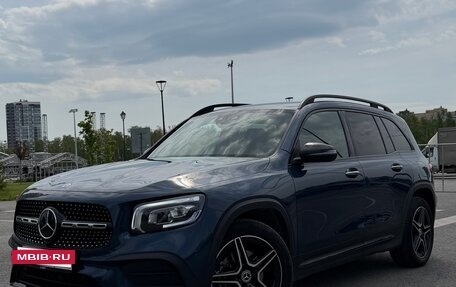 Mercedes-Benz GLB, 2023 год, 4 850 000 рублей, 2 фотография