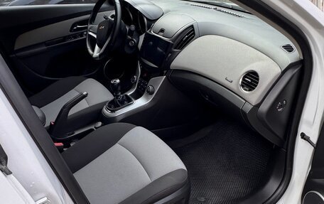 Chevrolet Cruze II, 2014 год, 890 000 рублей, 12 фотография