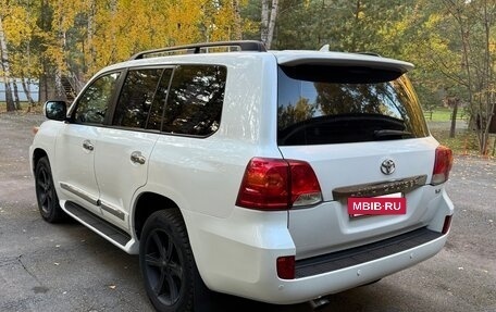 Toyota Land Cruiser 200, 2014 год, 4 299 999 рублей, 3 фотография