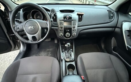KIA Cerato III, 2010 год, 877 000 рублей, 13 фотография