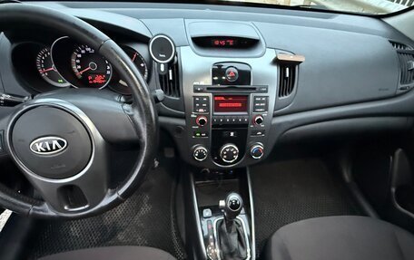 KIA Cerato III, 2010 год, 877 000 рублей, 14 фотография