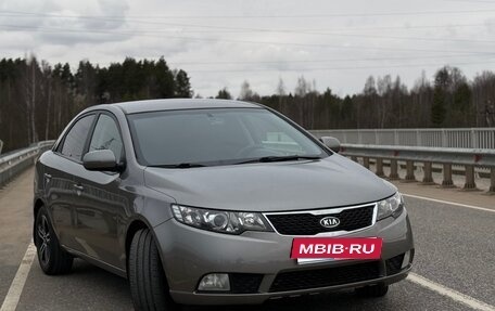 KIA Cerato III, 2010 год, 877 000 рублей, 10 фотография