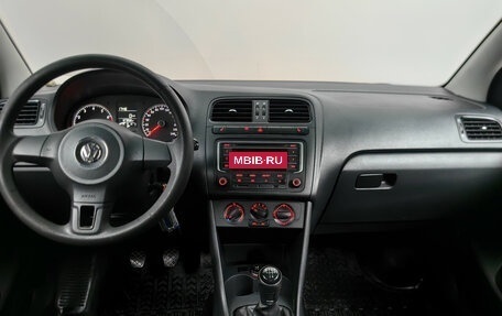 Volkswagen Polo VI (EU Market), 2015 год, 799 000 рублей, 12 фотография