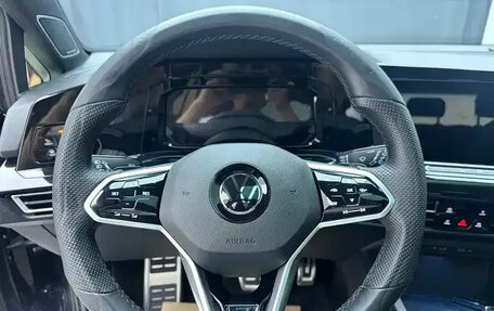 Volkswagen Golf VIII, 2022 год, 1 516 000 рублей, 10 фотография