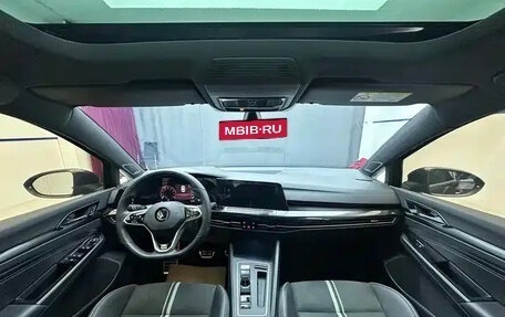 Volkswagen Golf VIII, 2022 год, 1 516 000 рублей, 11 фотография