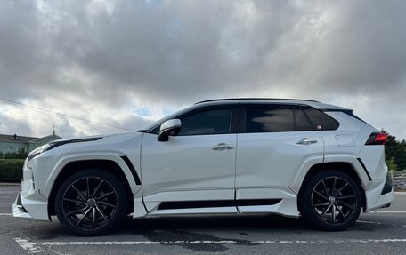Toyota RAV4, 2019 год, 3 500 000 рублей, 2 фотография