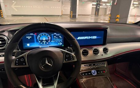 Mercedes-Benz E-Класс AMG, 2017 год, 3 500 000 рублей, 15 фотография