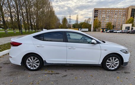 Hyundai Elantra VI рестайлинг, 2017 год, 790 000 рублей, 3 фотография