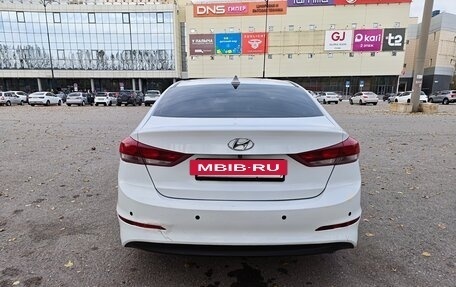 Hyundai Elantra VI рестайлинг, 2017 год, 790 000 рублей, 6 фотография