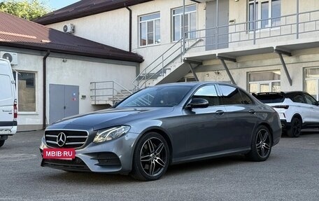Mercedes-Benz E-Класс, 2018 год, 2 950 000 рублей, 20 фотография