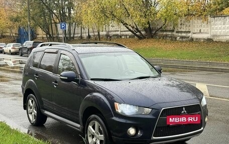 Mitsubishi Outlander III рестайлинг 3, 2012 год, 1 130 000 рублей, 3 фотография