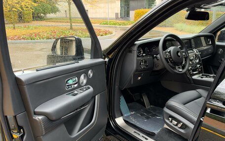 Rolls-Royce Cullinan, 2026 год, 62 000 000 рублей, 16 фотография