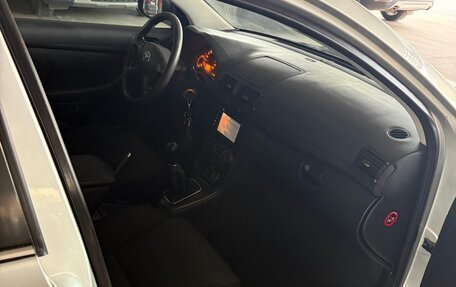 Toyota Avensis III рестайлинг, 2007 год, 520 000 рублей, 9 фотография