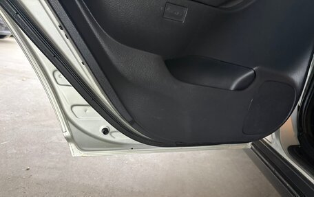 Toyota Avensis III рестайлинг, 2007 год, 520 000 рублей, 17 фотография