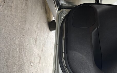 Toyota Avensis III рестайлинг, 2007 год, 520 000 рублей, 18 фотография