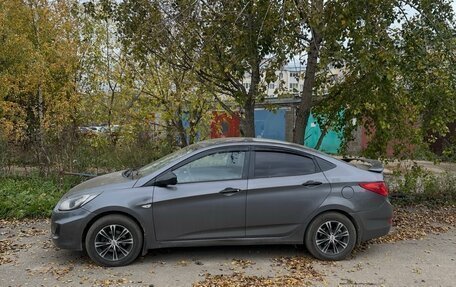 Hyundai Solaris II рестайлинг, 2013 год, 555 000 рублей, 4 фотография