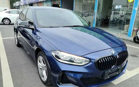 BMW 1 серия, 2023 год, 1 680 000 рублей, 1 фотография
