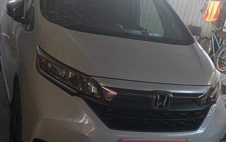 Honda Freed II, 2021 год, 1 900 000 рублей, 1 фотография