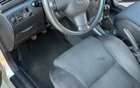 Toyota Corolla, 2006 год, 600 000 рублей, 7 фотография