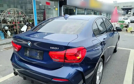 BMW 1 серия, 2023 год, 1 680 000 рублей, 4 фотография