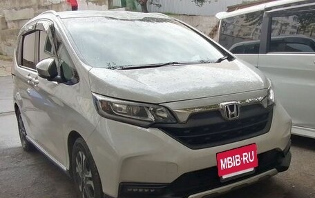Honda Freed II, 2021 год, 1 900 000 рублей, 2 фотография