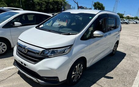 Honda Freed II, 2021 год, 1 900 000 рублей, 4 фотография