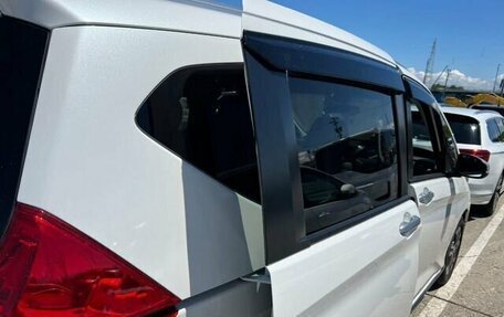 Honda Freed II, 2021 год, 1 900 000 рублей, 9 фотография