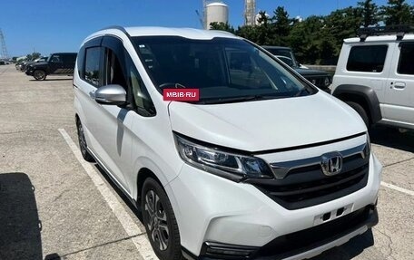 Honda Freed II, 2021 год, 1 900 000 рублей, 3 фотография