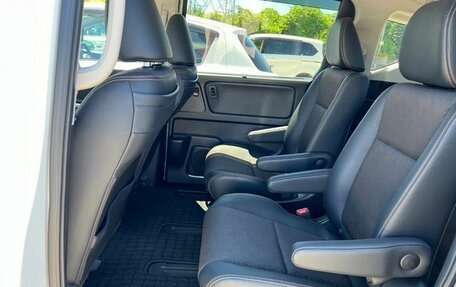 Honda Freed II, 2021 год, 1 900 000 рублей, 20 фотография