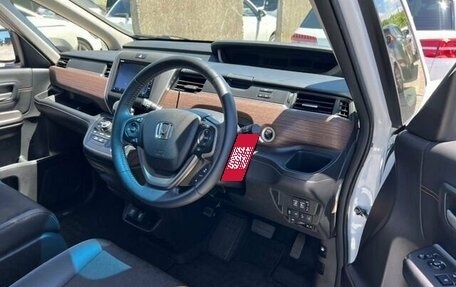 Honda Freed II, 2021 год, 1 900 000 рублей, 14 фотография