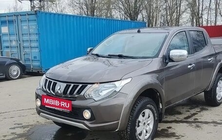 Mitsubishi L200 IV рестайлинг, 2018 год, 2 500 000 рублей, 12 фотография