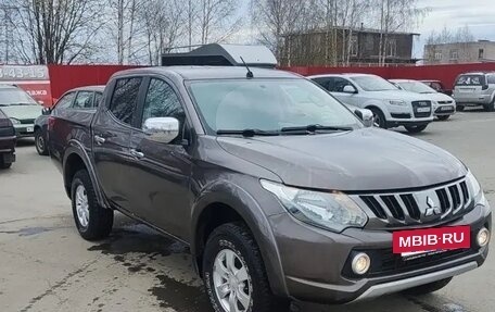 Mitsubishi L200 IV рестайлинг, 2018 год, 2 500 000 рублей, 13 фотография